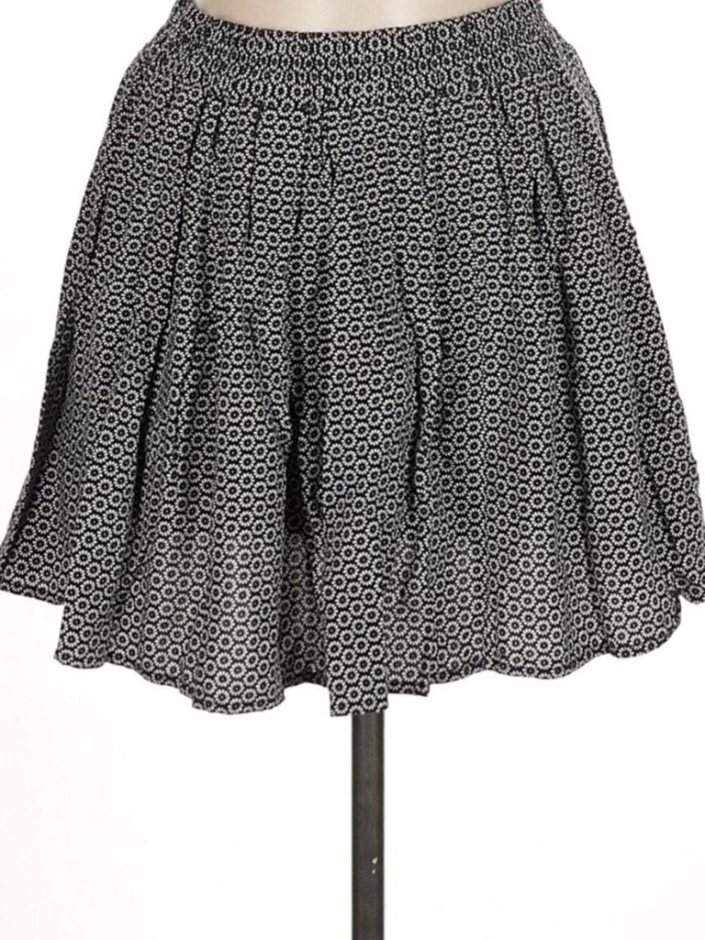 Brandy Melville Nadia Daisy Floral Mini Skirt Black White One Size XS Small